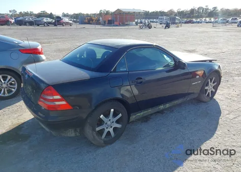 1998 Mercedes-Benz Slk 230 z USA, uszkodzony, nr VIN WDBKK47F8WF074193